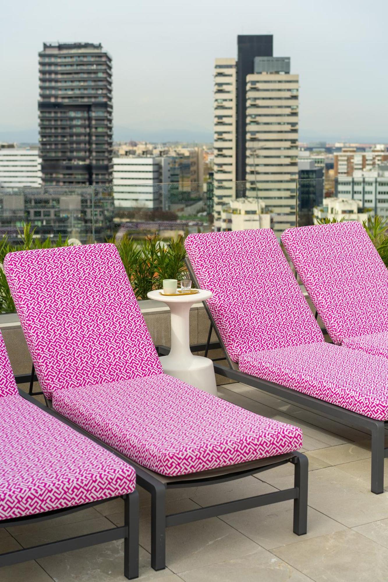 Hotel Pinar Plaza Madrid Luaran gambar